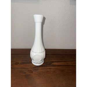 Vintage Wheaton White Milk Glass Bullseye 9" Flower Vase Excellent Condition